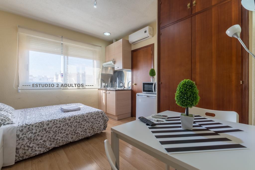 מדריד Apartamentos Arapiles מראה חיצוני תמונה