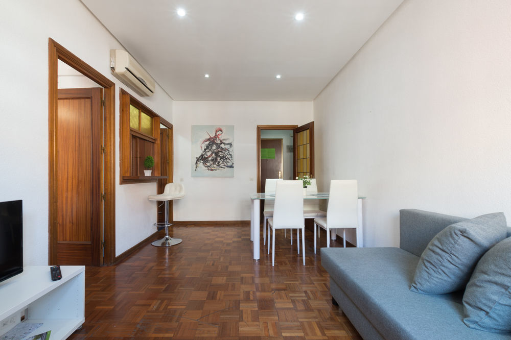 מדריד Apartamentos Arapiles מראה חיצוני תמונה